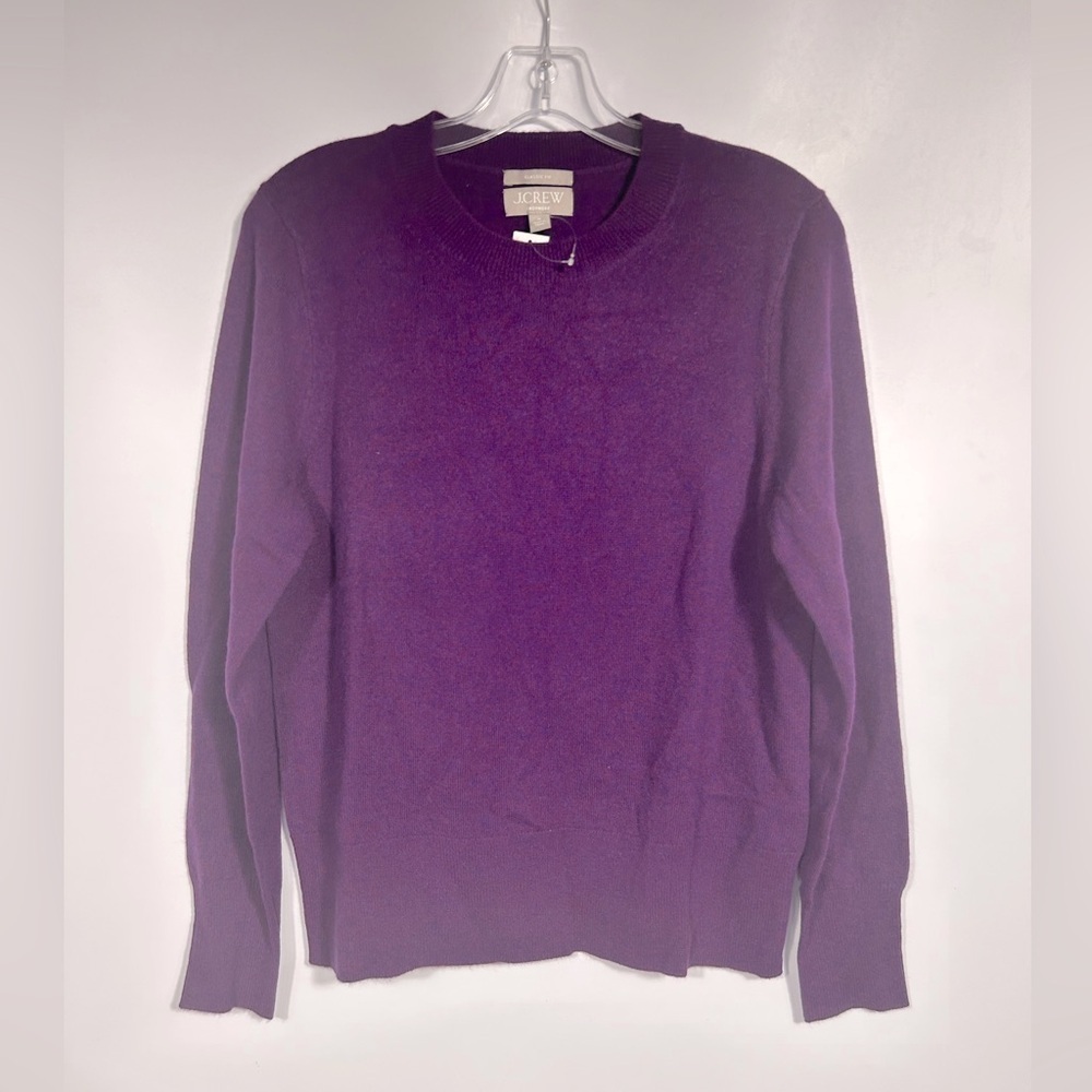 NEW J.Crew Cashmere classic-fit crewneck sweater Size M Plum Purple - Picture 3 of 7